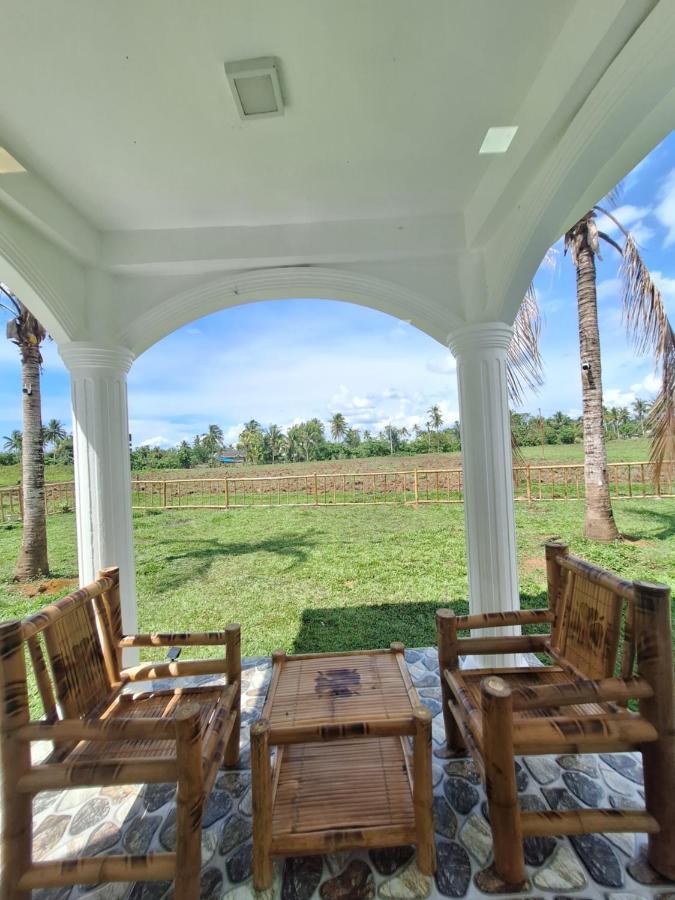 Joe'S Castle Bed & Breakfast Sagbayan Eksteriør bilde