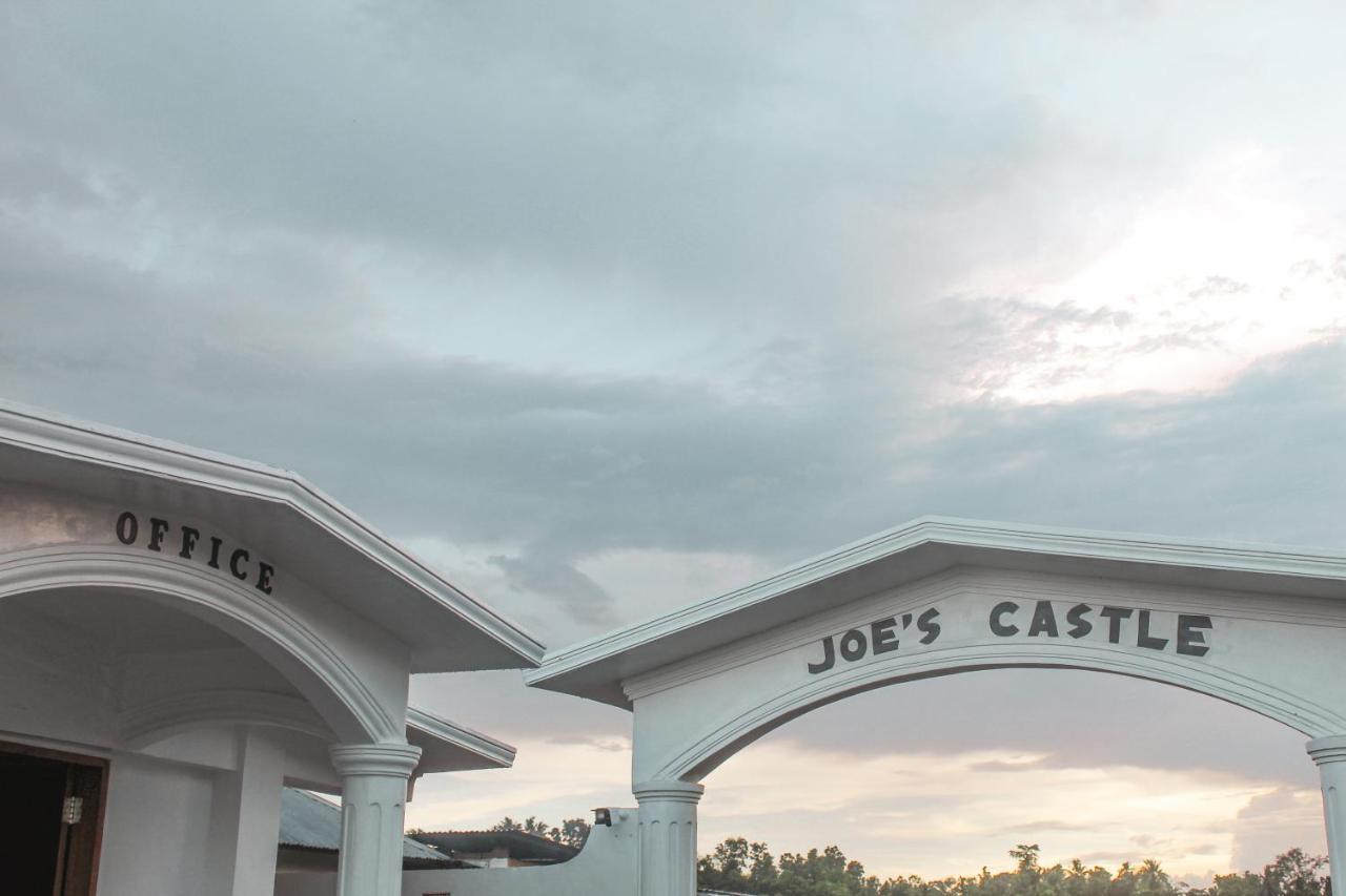 Joe'S Castle Bed & Breakfast Sagbayan Eksteriør bilde